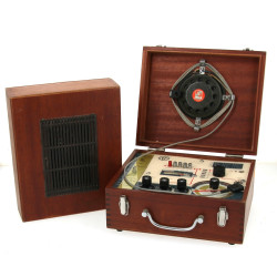 AUDAX - Ancienne radio marine en coffret