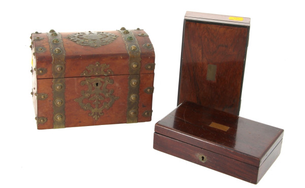 Lot de 3 coffrets anciens dont un en for