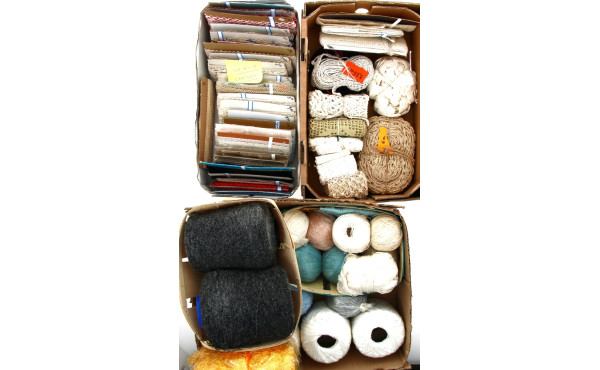 MERCERIE - Lot de mercerie dont bobines 