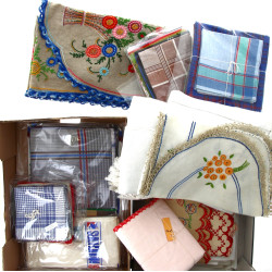 Lot de mouchoirs anciens neufs (85 pièce