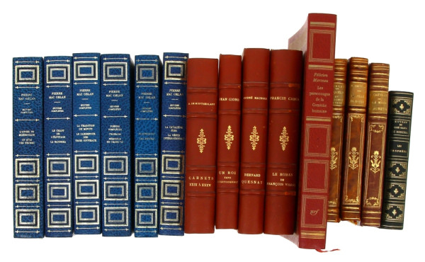 Lot de livres reliés divers dont collect