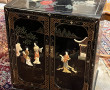 Petit meuble chinois en laque noir ouvra