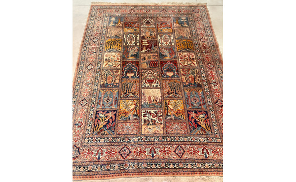 Important tapis iranien en laine points 