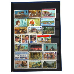 GUERNESEY - Classeur contenant 260 TP ne