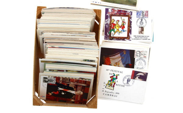 Lot de cartes maximums, toutes époques, 