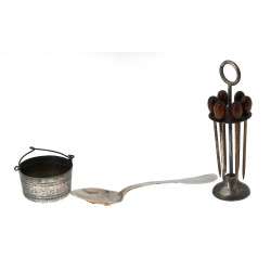 Cuillère ancienne en argent, poinçon min