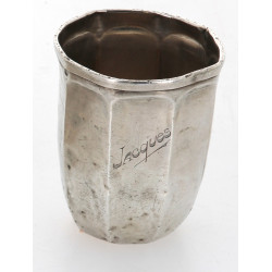 Timbale en argent, poinçon minerve, grav