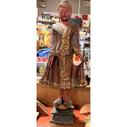 BIRMANIE - Grand Bouddha debout, vêtu de