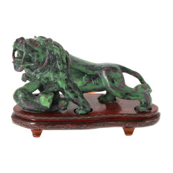 LION - Sujet en zoisite sculptée représe