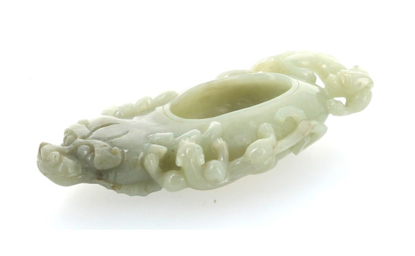 CHINE - Rince pinceaux en jade sculpté, 
