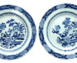 CHINE XVIIIème - Paire d'assiettes en po