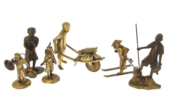 ASIE - Lot de 6 sujets en bronze et lait