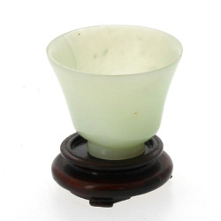 CHINE - Petite tasse à sorbet en jade (t