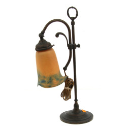 Lampe de bureau avec abat-jour en verre 