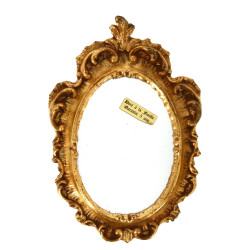 Petit miroir de style rocaille doré à la