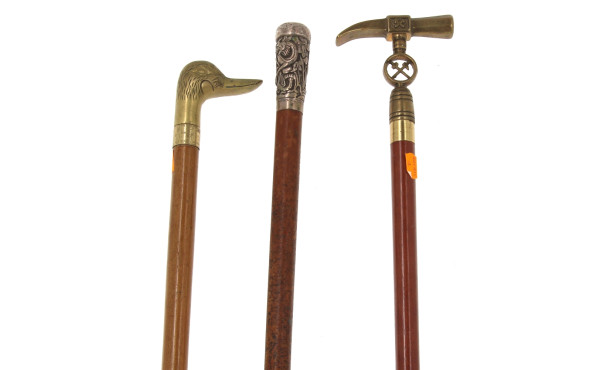 Lot de 3 cannes, 2 avec pommeau en laito