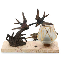 Veilleuse en métal composition à décor d