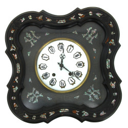 Œil de bœuf en bois à décor nacré (quelq