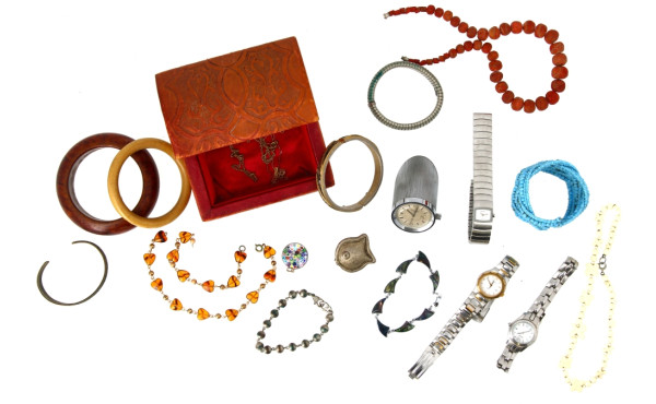 Lot comprenant 3 montres bracelet (Seiko