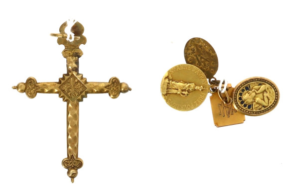Pendentif croix ancien en vermeil, poinç