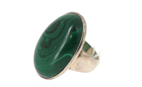 Importante bague en argent 925ème sertie