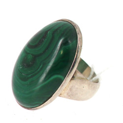 Importante bague en argent 925ème sertie