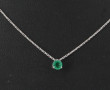 Pendentif émeraude ronde sur chaîne en o