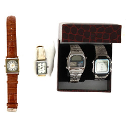Lot de 4 montres bracelet : 2 montres fe