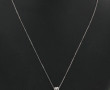 Collier avec pendentif en or gris 375ème