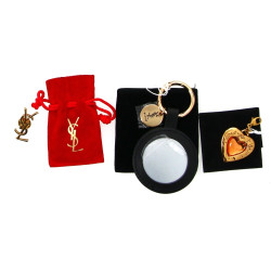 YVES SAINT LAURENT - Pendentif cœur en m