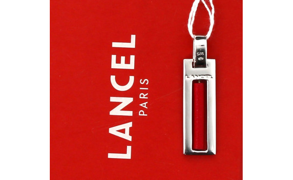 LANCEL - Pendentif en métal argenté et c
