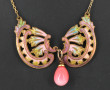 Collier style Art Nouveau en métal doré,