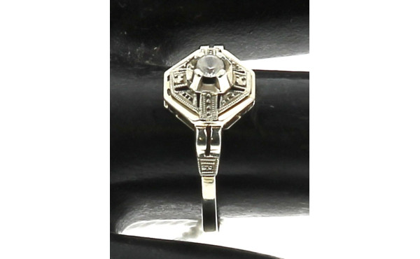 Bague ancienne en or gris, vers 1920/193