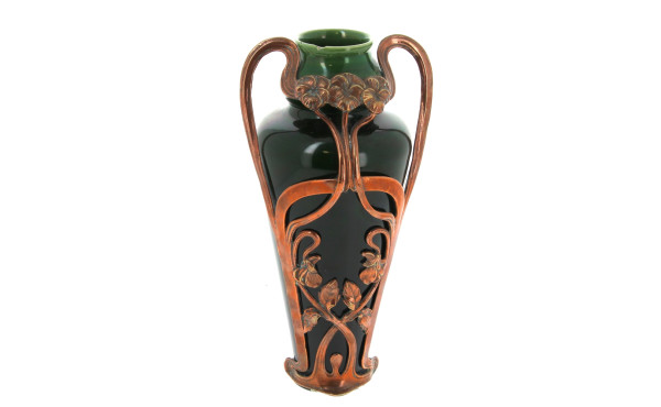 ART NOUVEAU - Vase en céramique verte et