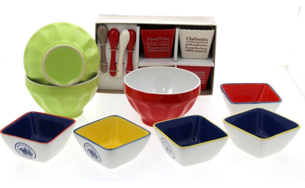 Lot de vaisselle moderne et colorée : 3 