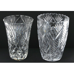 Lot de 2 vases en cristal, H 20 et 21 cm