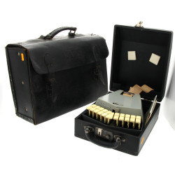 Sacoche ancienne d'artisan en cuir noir 