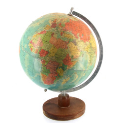 Globe terrestre vintage à base circulair