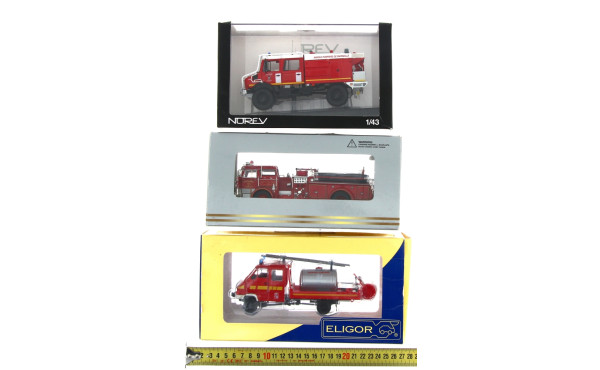 3 camions de pompiers états neufs en BO 