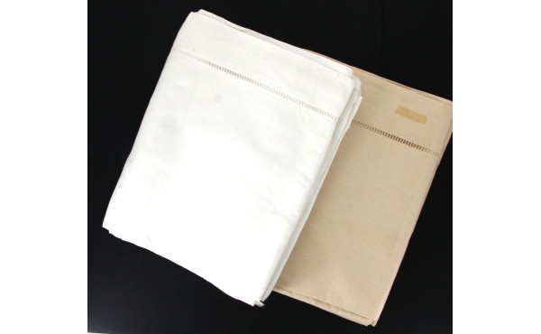 Lot de linge : nappes, serviettes et dra