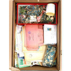 LOT DECOUVERTE à trier - Carton de TIMBR