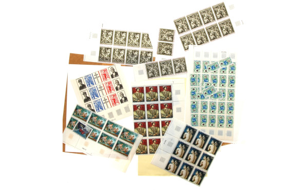 FRANCE - Fragments de feuilles de TP neu