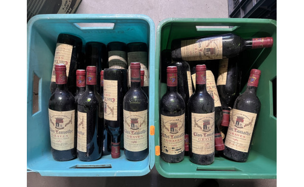 FOND DE CAVE suite succession - Lot de 2