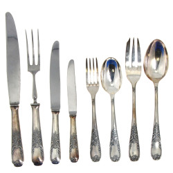 Ménagère en métal argenté de style rocai