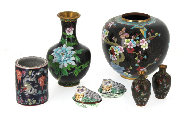 CHINE - Vase boule en cloisonné à décor 