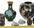 CHINE - Vase boule en cloisonné à décor 