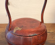 Panier ancien en bois laqué, cachet de c