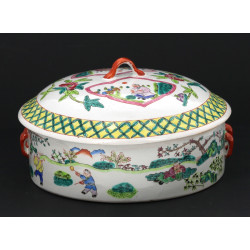 CHINE Xxème - Pot circulaire couvert en 