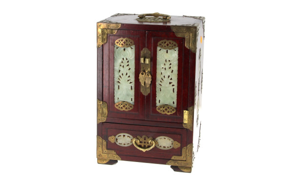 CHINE Xxème - Serre-bijoux en bois exoti