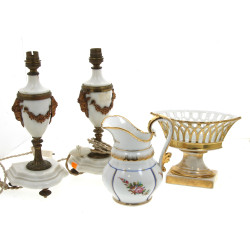 Lot comprenant un grand crémier XIXème e